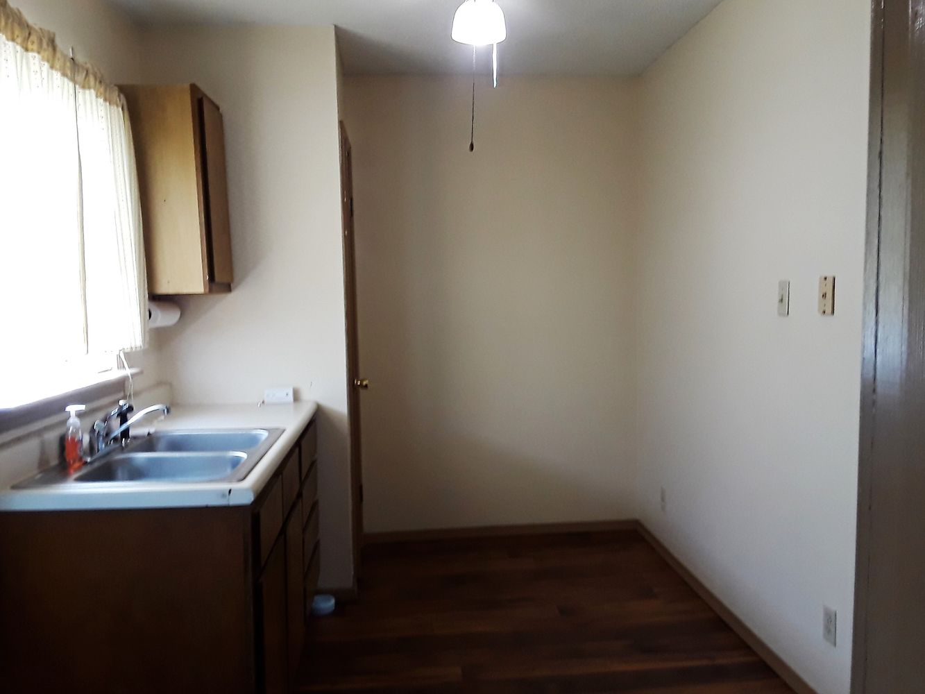 703 Walnut St, Murphysboro, IL 62966